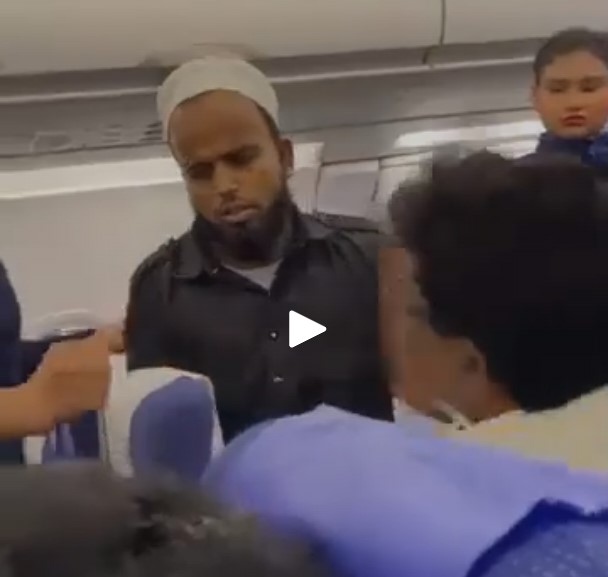 Muslim man has panic attack on Indigo flight